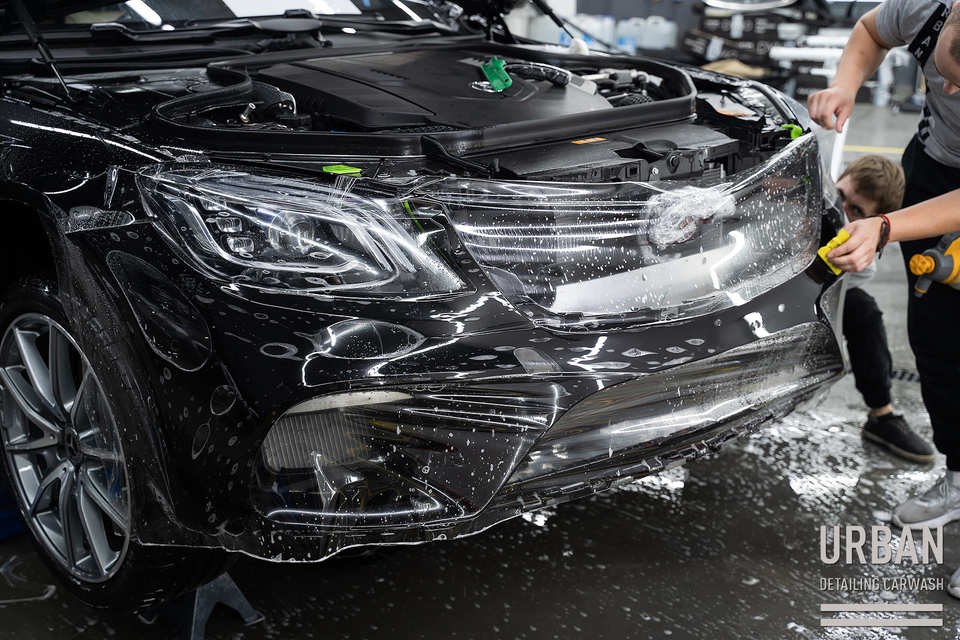 Mercedes S-Class — укладка плёнки