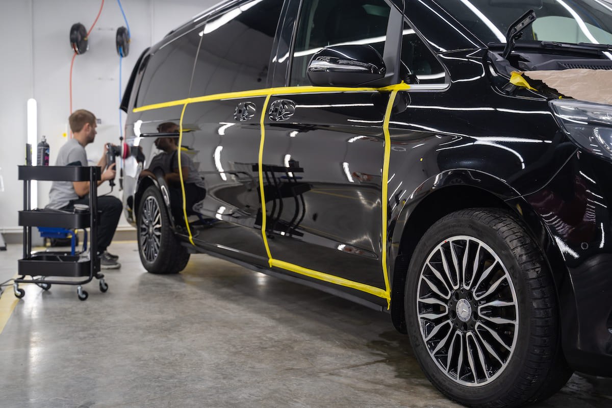 Mercedes-Benz V-Class — процесс оклейки